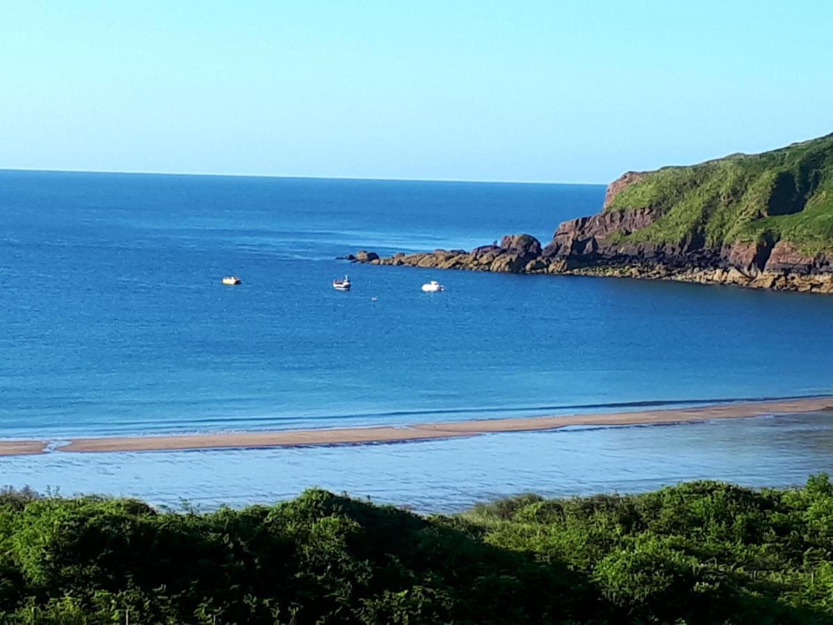 A Beach Holiday In Pembrokeshire מראה חיצוני תמונה